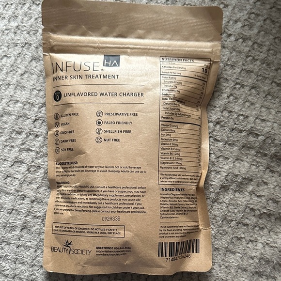 Beauty Society Infuse HA Water Charger - Picture 2 of 2